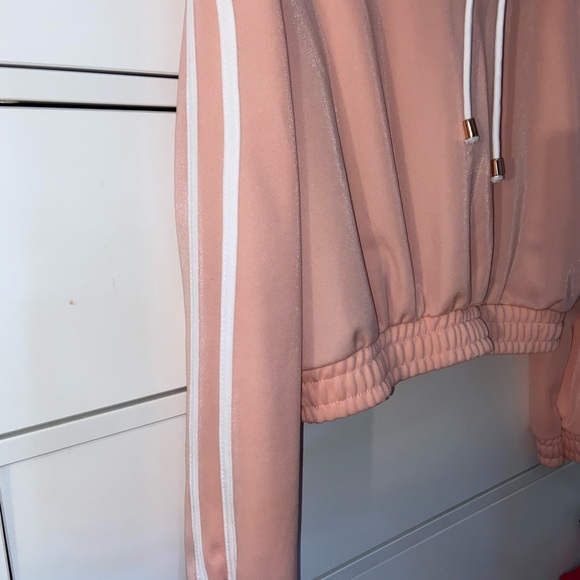 Pink crop Tracksuit - Picture 8 of 9